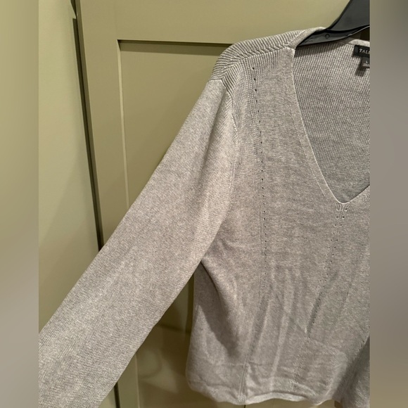 EUC TALBOTS Light Gray V-Neck Sweater SZ L - Picture 13 of 14